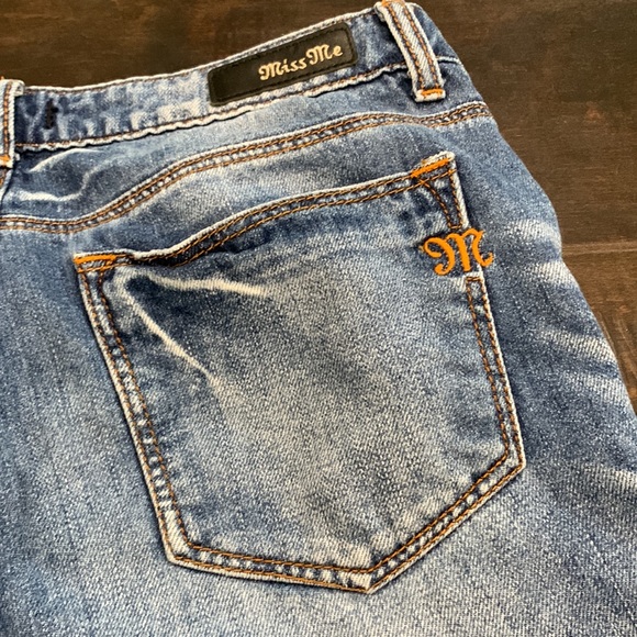 Miss Me Capri/cropped Jeans - Picture 8 of 8